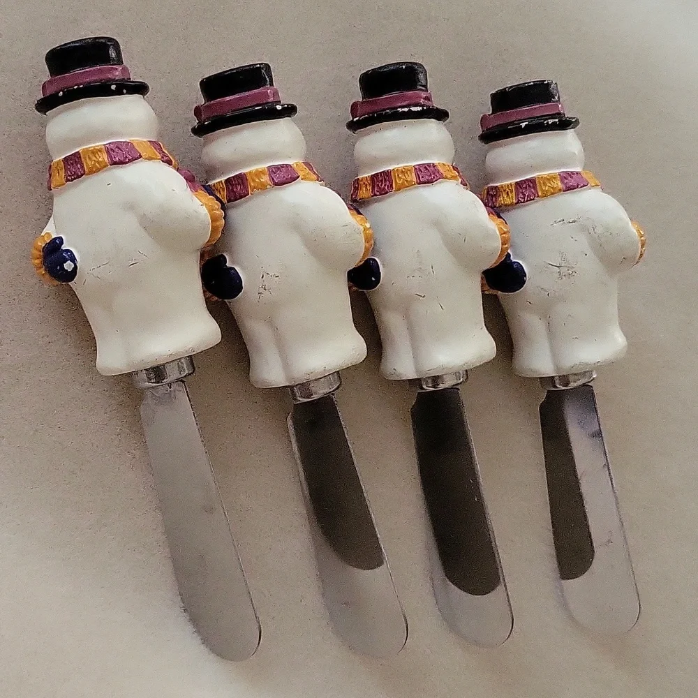Christmas Snowmen Cooks Club Butter Knives